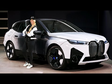 BMW iXのボディカラーが変化⁉️！その場で色が変わるBMW iX
