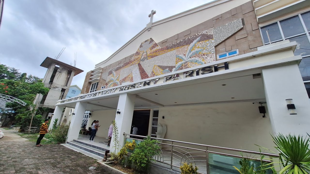 Experience a virtual stroll around Holy Rosary Parish Church.