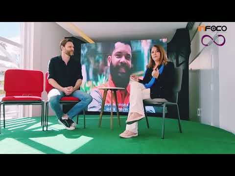 André Hendges bate-papo com a jornalista Andrea Cursino no Festival de Cinema de Vassouras