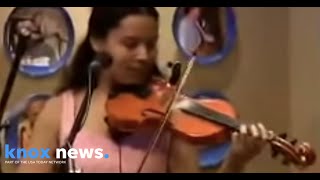Carolina Chocolate Drops performing "Hit 'Em Up Style"