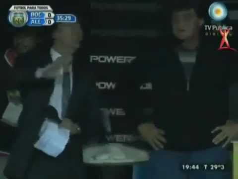 El exabrupto de Falcioni a Benedetto que salió por TV