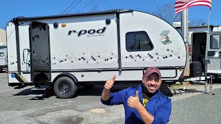 6 personas PUEDEN DORMIR EN ESTA RV precio increible