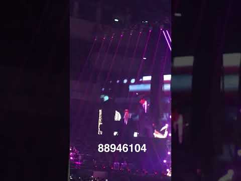 180210 EXO The EℓyXiOn in Taipei kaching