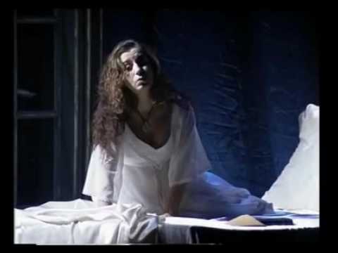 Feryal TÜRKOĞLU - La Traviata 3. Arya  " Addio, del passato "