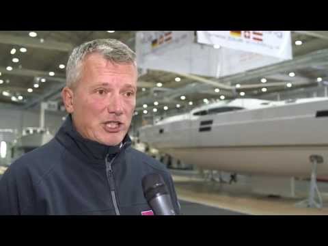 hanseboot 2015: Kranen der Yachten