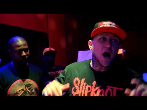 Bones fromda Park vs Banjo Grey