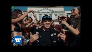 Max Pezzali - Le canzoni alla Radio (Official Video)