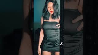 よーく見ると透けてます[ノーブラTikTok]