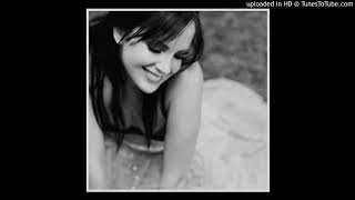 09 You're the Man (That Brings the Woman Out of Me)     Jessica Andrews