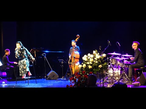 "Komeda. Perspektywa Nova" - Magdalena Kumorek z zespołem Tubis Trio (mały fragment).