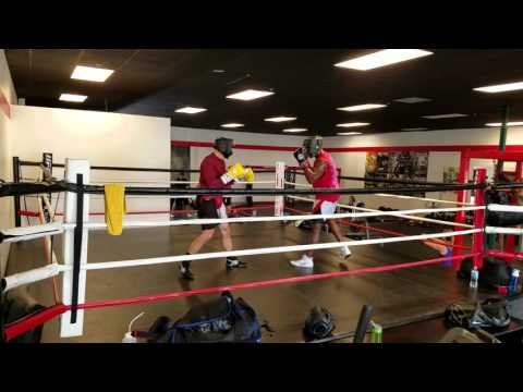 Casey n Dave Boxing Sparring UFC San Marcos Rnd 4