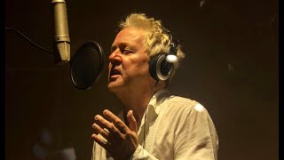 You Go To My Head Rod Stewart acoustic cover by Lauren Wild