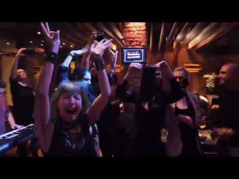 Miss Lu & Strada Pogo -  I wanna be like you (Jungle Book Sound Track)  - live