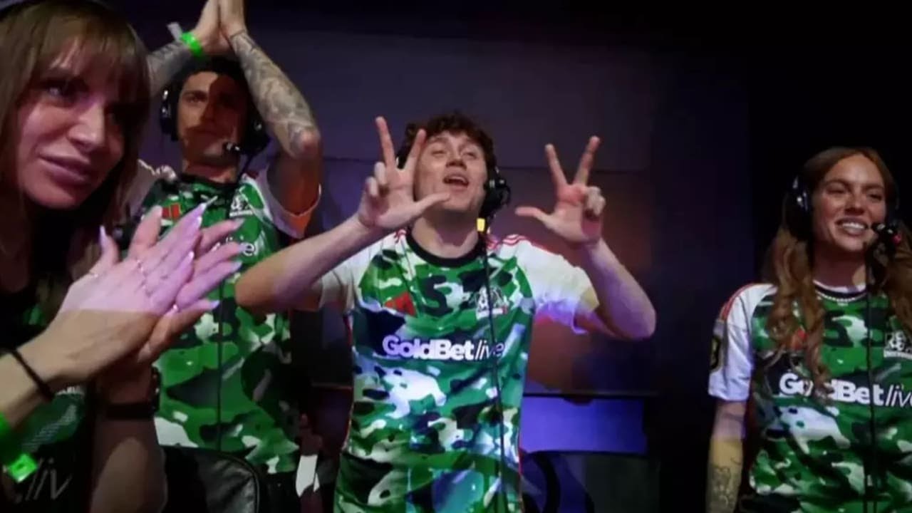 כזה עוד לא ראיתם: השוער שכבש שלושער ענק