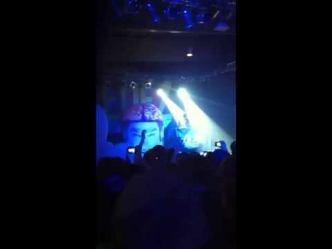 Fedez Live Viper Theatre Firenze 27/04/2013 - DJ Zak Intro