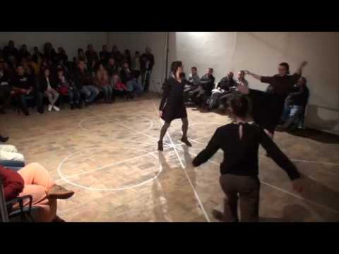 Video di Sotto a chi danza!