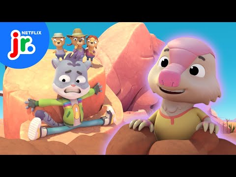 Stopping the Sand Serpent! 🐍 The Creature Cases | Netflix Jr