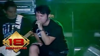 Download lagu Five Minutes - Selalu Menunggumu (Live Konser Salatiga Sumut 14 September 2013) mp3