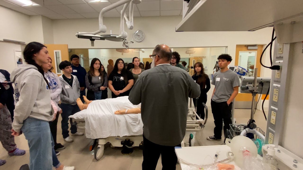 Thumbnail preview of High School Students From Central Valley Visit Simulation Lab at UC Davis School of Medicine