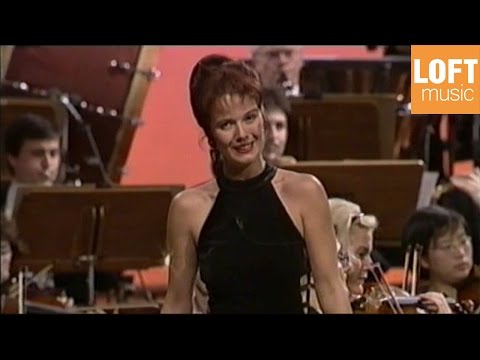 Martina Dorak: Franz Lehár - Bin verliebt (aus "Schön ist die Welt")