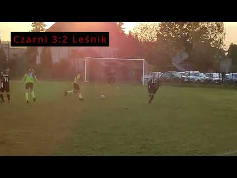 Zwycięstwo z liderem. Czyli Czarni Piasek-Leśnik Kobiór 12.10.2024