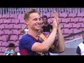 Barcelona pronkt met nieuwe aanwinst Frenkie de Jong - RTL NIEUWS
