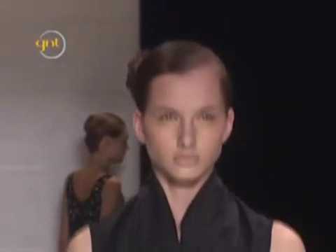 SPFW Verão 2010: Compacto do desfile da Uma por Raquel Davidowicz