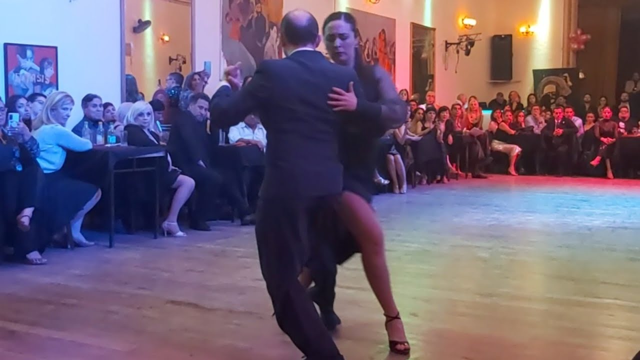 Aldana Figueroa & Ariel Manzanares Subcampeones Mundiales de Tango Pista "El Olivo" D'Arienzo/Mauré