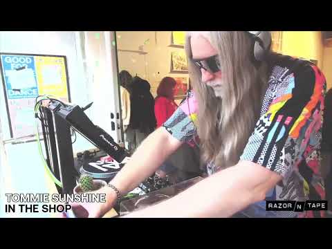 Tommie Sunshine - In The Shop