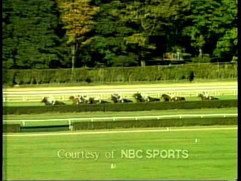 Legendary Lester Piggott amazing ride on Royal Academy the 1990 Mile