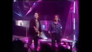They might be giants - Birdhouse in your soul. TOTP original broadcast