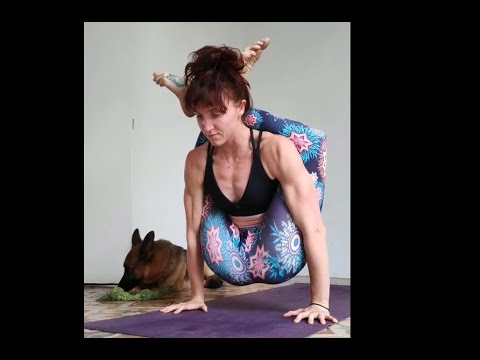 How Women Stretch and Split on Instagram - 388 - kaitlynpatrizia - Kaitlyn Patrizia