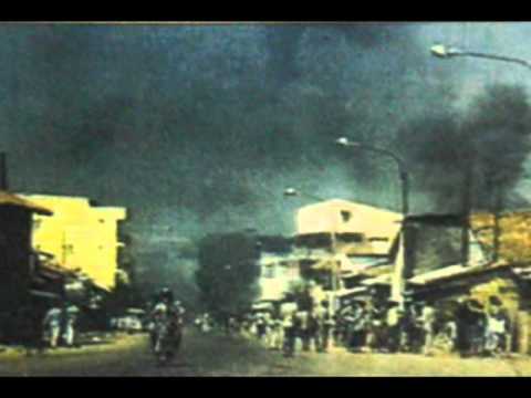 download lagu mp3 mp4 Black July, download lagu Black July gratis, unduh video klip Black July