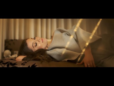 Nyári Aliz - Félóra nyár (Offical Music Video)