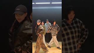 #SUNGJIN&#39;s STRATEGY IS C.U.T.E #TWICE #트와이스 #STRATEGY #DAY6 #데이식스 #성진