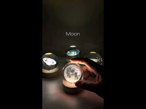 Planet Crystal Ball Night Light Lamp with LED Wooden Base, 3D Galaxy Moon Saturn Crystal Ball.