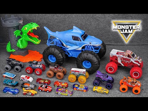 Unboxing and Review of Monster Jam |  Monster Jam Dueling Dragon Playset