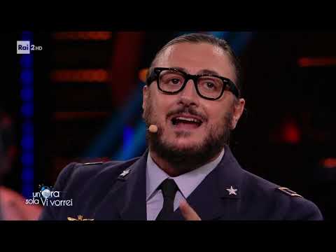 Il colonnello dell'aeronautica - Un'ora sola Vi vorrei 13/10/2020