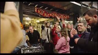 من مقهى الروضة معاذ مصطفى قانون قيصر انتهى بلا رجعة 