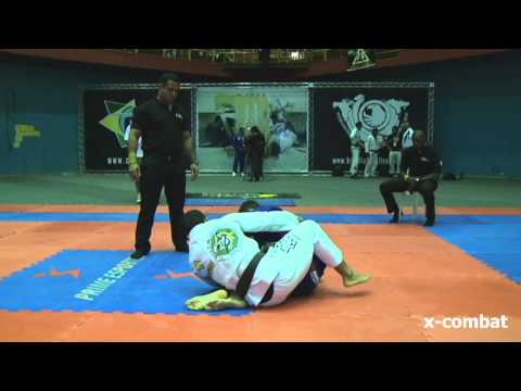 Panamericano CBJJE 2012 - Renato Cardoso x Abraão Amorim by X-COMBAT