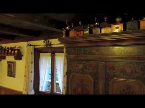 Von innen nach außen im Cafe Winklstüberl, Fischbachau, Okt. 2013