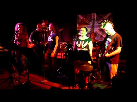 Chacal Band et les Hupettes - 03 - Brand new cadillac