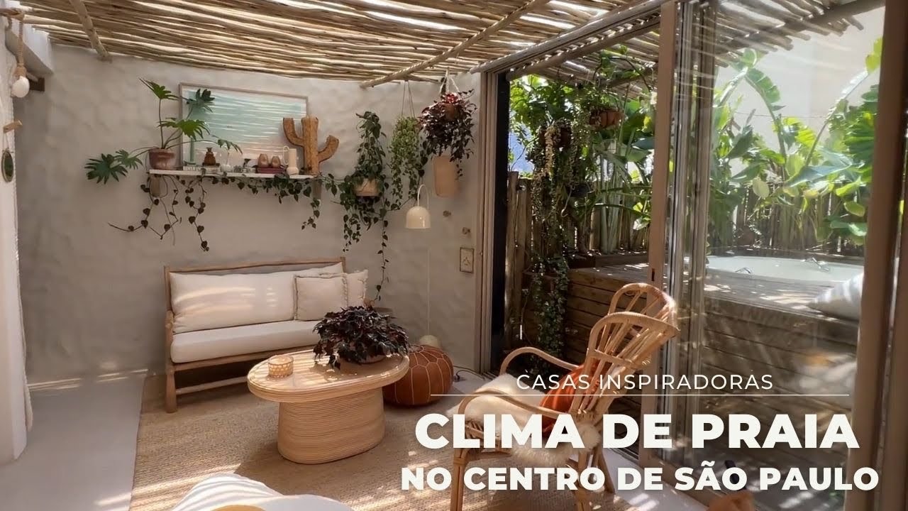 APÊ COM CARA DE CASINHA DE PRAIA NA BAHIA, BEM NO CENTRO DE SÃO PAULO. DECORAÇÃO MEGA ACONCHEGANTE