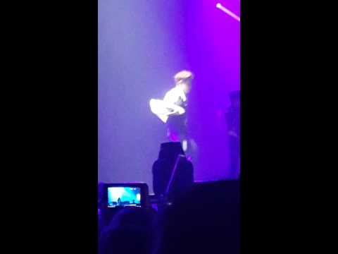 INFINITE H INTRO (HOYA FOCUS) 310813 ONE GREAT STEP JAKARTA [FANCAM]