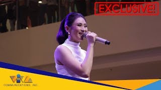 [Concert-like performance] Sarah Geronimo belts out &quot;Isa pang araw&quot; at the Miss Granny Mall show!