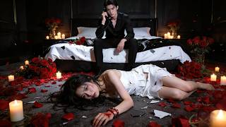 那天她苦苦哀求他送她去醫院，他卻因為白月光的一通電話棄她不顧；直到他看到她挽著別人的手出現，他後悔了