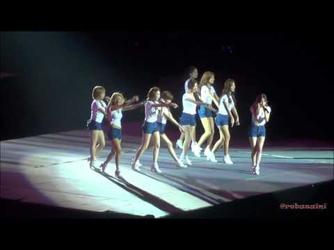 [FANCAM] 220912 SMTown Jakarta 2012 Girls' Generation - Gee