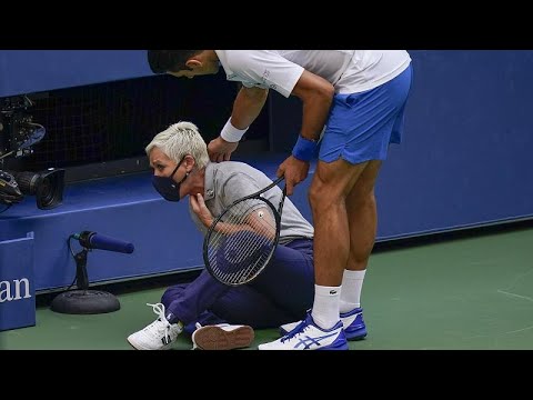 Tennis : Novak Djokovic disqualifié de l'US Open pour avoir envoyé une balle sur une juge de ligne