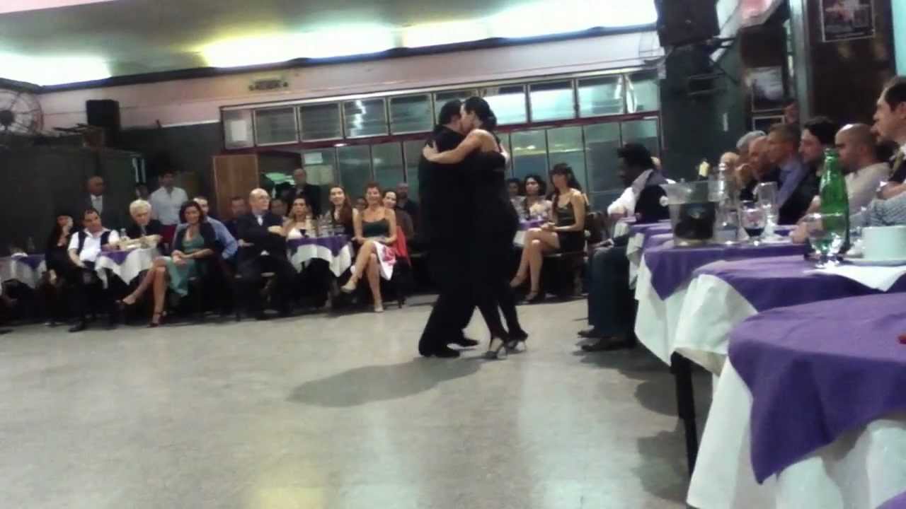 Bailo Claudio strang, por su cumpleaños - Milonga Los Cachirulos Part.2