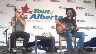 Fools On Stools - Gordie Johnson &amp; Kelly Hoppe (Mr. Chill) - Joe Louis